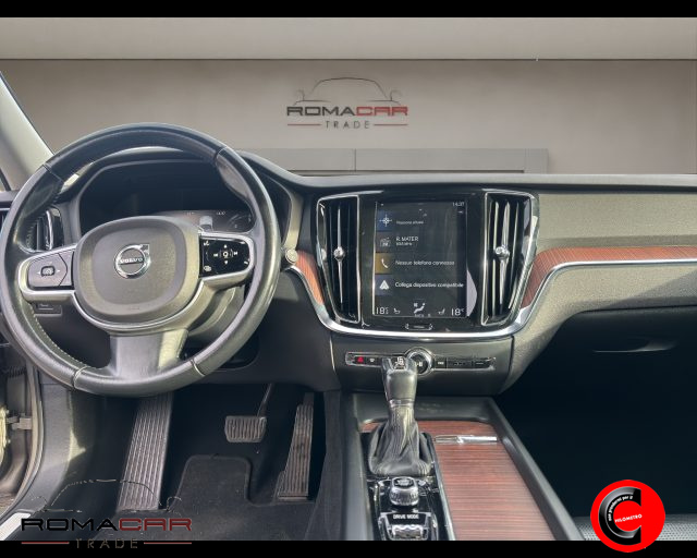 VOLVO V60 Cross Country usata, con Cruise Control
