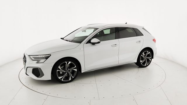 AUDI A3 usata, con Autoradio digitale