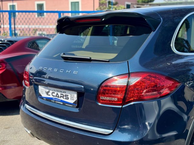 PORSCHE Cayenne usata, con Autoradio