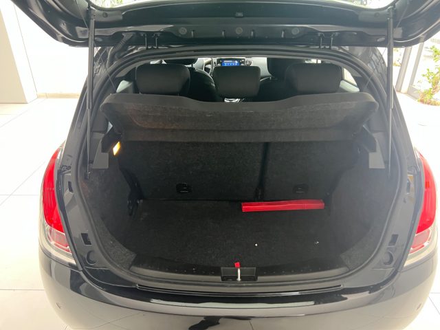 LANCIA Ypsilon usata, con Controllo automatico clima