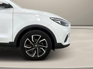 MG ZS usata, con Luci diurne