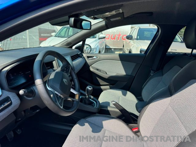 RENAULT Clio usata, con Climatizzatore
