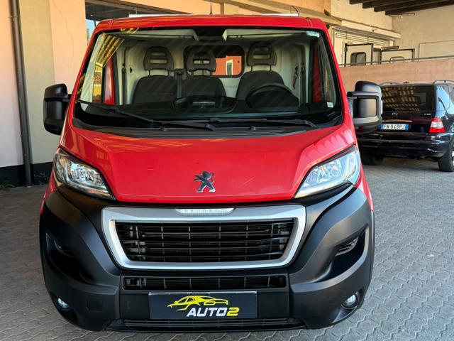 PEUGEOT Boxer usata, con Airbag