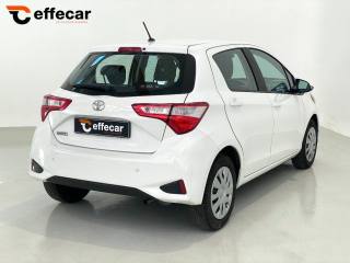 TOYOTA Yaris usata, con Autoradio