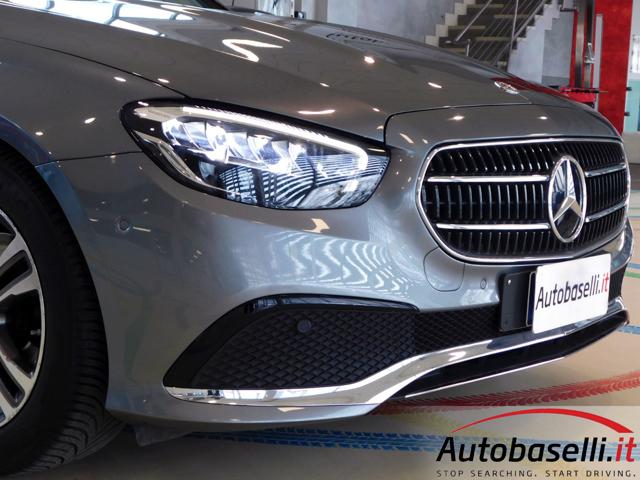 MERCEDES-BENZ E 220 usata, con Chiusura centralizzata telecomandata