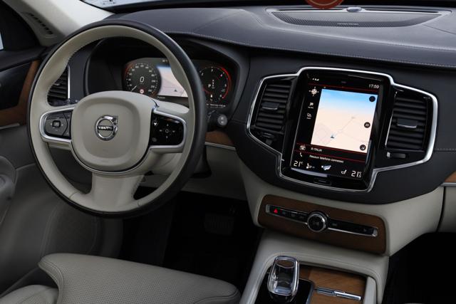 VOLVO XC90 usata, con Regolazione elettrica sedili