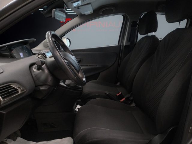 LANCIA Ypsilon usata 13