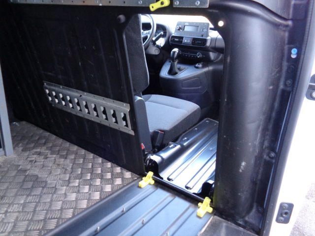 OPEL Combo usata, con Cronologia tagliandi