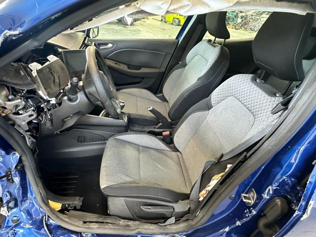 RENAULT Clio usata, con Park Distance Control