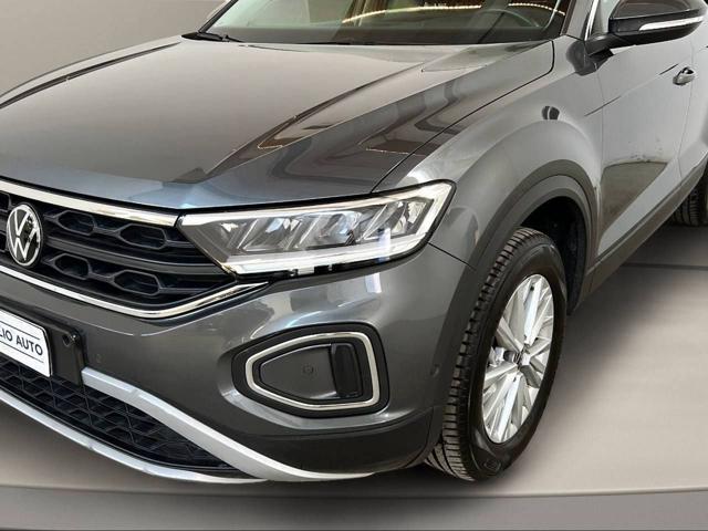 VOLKSWAGEN T-Roc usata, con Autoradio digitale