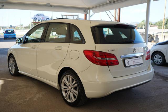 MERCEDES-BENZ B 180 usata, con Climatizzatore