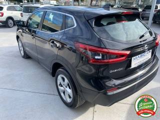 NISSAN Qashqai usata, con Controllo automatico clima
