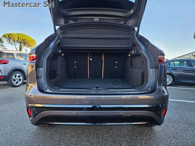 JAGUAR F-Pace usata, con Fari LED