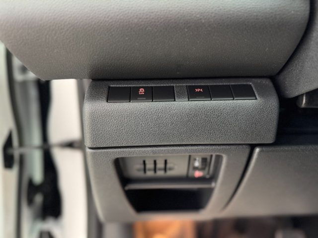 PEUGEOT 5008 usata, con Lettore CD
