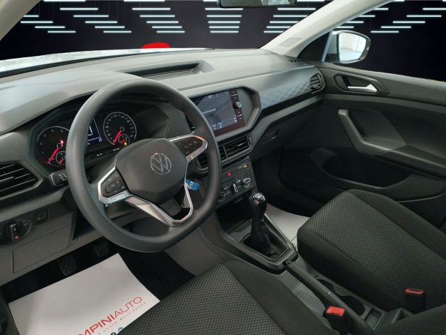 VOLKSWAGEN T-Cross usata 15