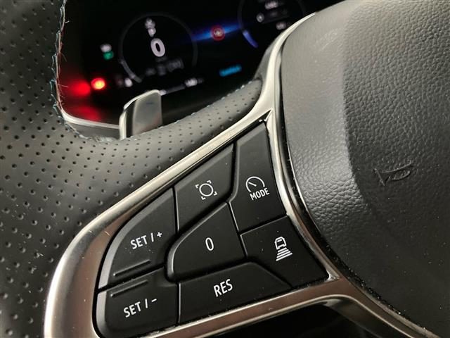 RENAULT Captur usata, con Sensori di parcheggio anteriori