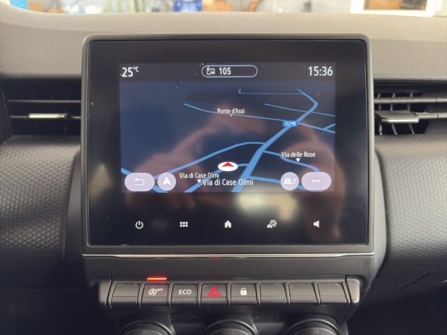 RENAULT Clio usata, con Touch screen