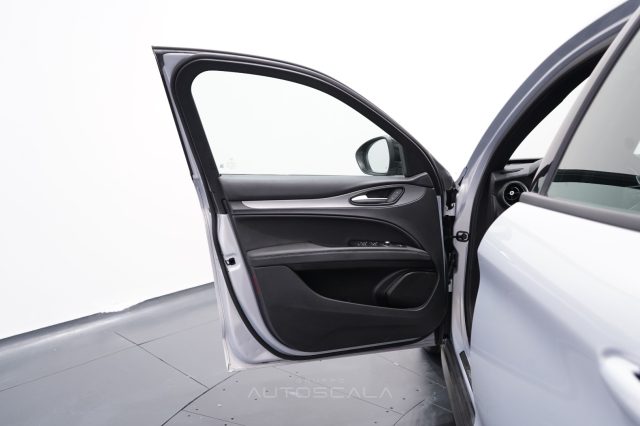 ALFA ROMEO Stelvio usata, con Climatizzatore