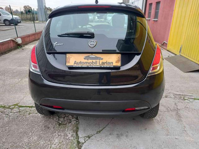 LANCIA Ypsilon usata, con Autoradio