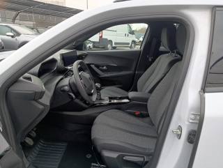 PEUGEOT 2008 usata, con Boardcomputer