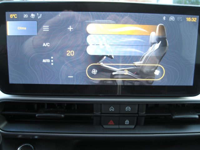 JEEP Avenger usata, con Isofix