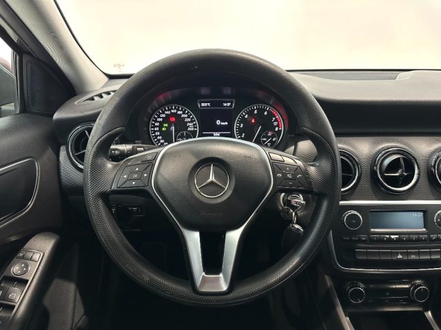 MERCEDES-BENZ A 180 usata, con Chiusura centralizzata