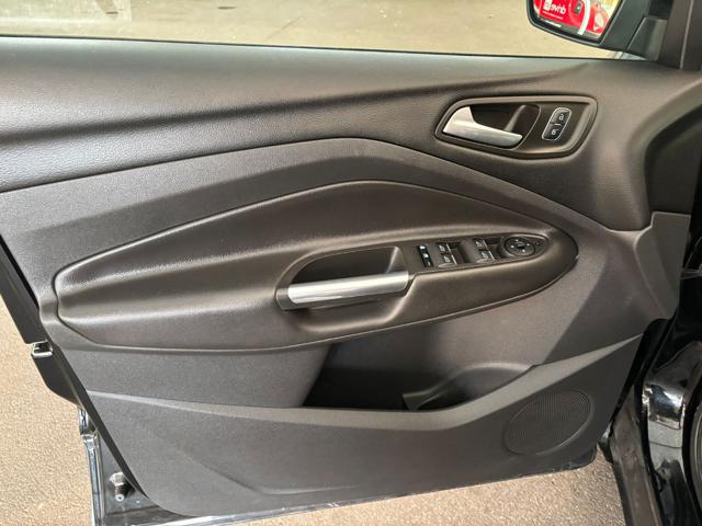 FORD Kuga usata, con Alzacristalli elettrici