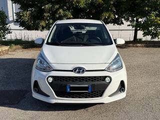 HYUNDAI i10 usata, con Airbag