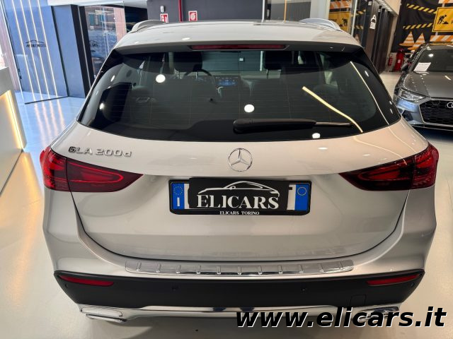 MERCEDES-BENZ GLA 200 usata, con Autoradio