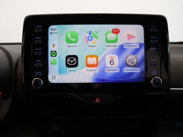 MAZDA 2 usata, con USB