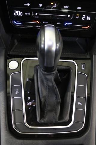 VOLKSWAGEN Passat Variant usata, con Controllo elettronico della corsia