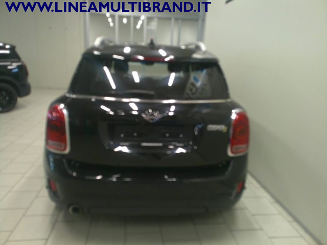MINI Countryman usata, con Fari LED