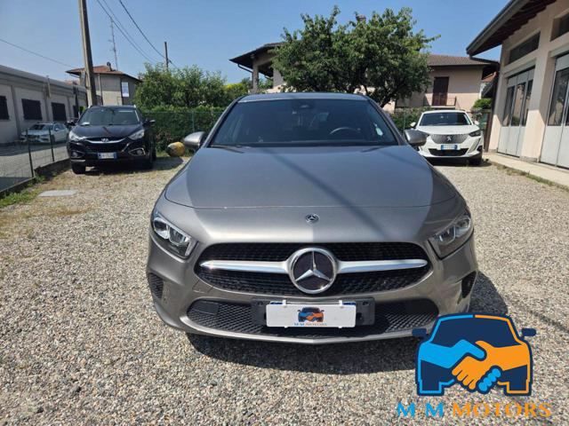MERCEDES-BENZ A 180 usata, con Airbag