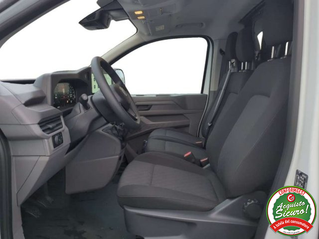 VOLKSWAGEN Transporter usata, con Autoradio