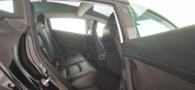 TESLA Model 3 usata, con Monitoraggio pressione pneumatici