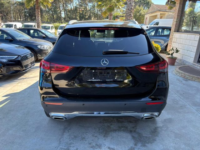 MERCEDES-BENZ GLA 220 usata, con Autoradio