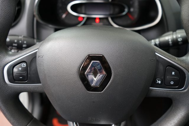 RENAULT Clio usata, con Limitatore di velocità