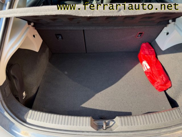 SEAT Leon usata, con Bracciolo