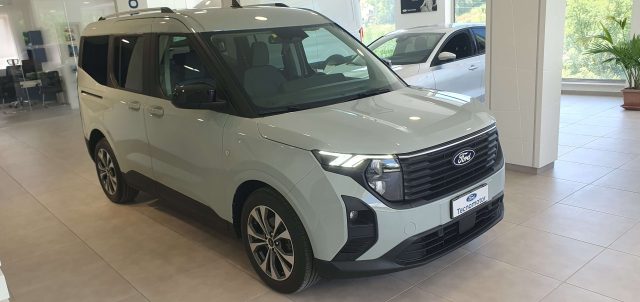 FORD Tourneo Courier usata, con Autoradio