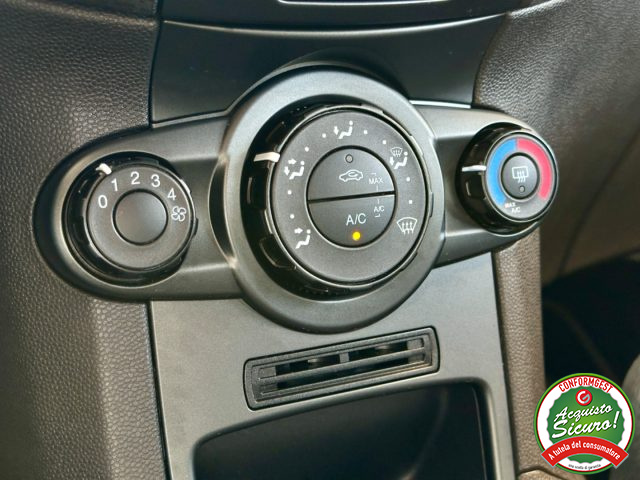 FORD Fiesta usata, con Controllo trazione