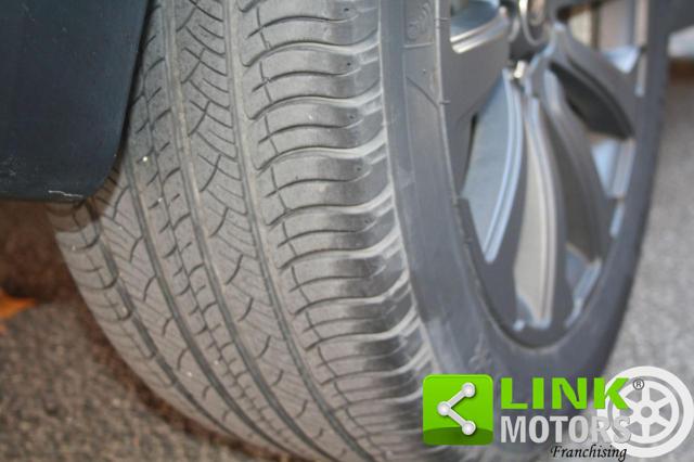 LAND ROVER Range Rover Velar usata, con Interni in pelle