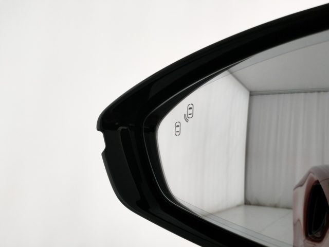 LOTUS Emira usata, con Vivavoce