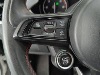 ALFA ROMEO Stelvio usata, con Autoradio digitale