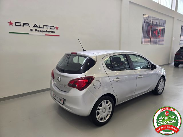 OPEL Corsa usata, con Autoradio