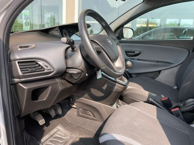 LANCIA Ypsilon usata 15
