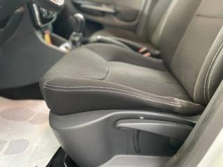 RENAULT Clio usata, con Servosterzo