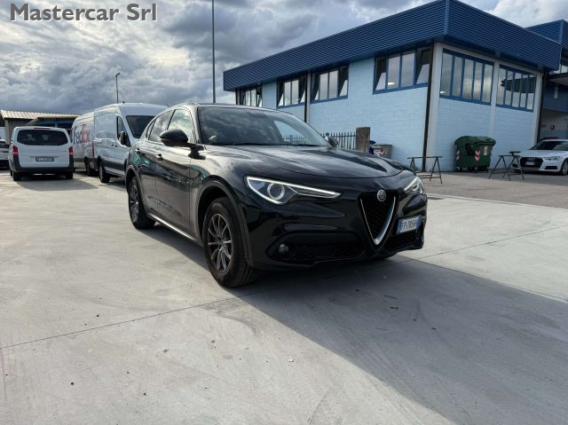ALFA ROMEO Stelvio usata, con Fari LED