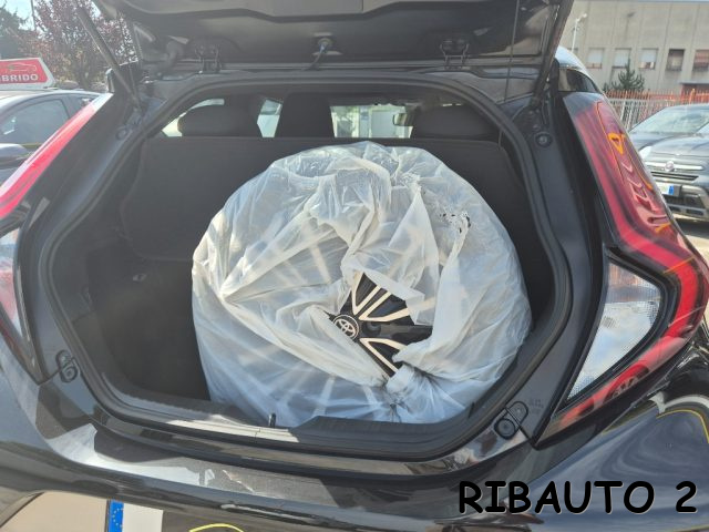 TOYOTA Aygo X usata, con Boardcomputer