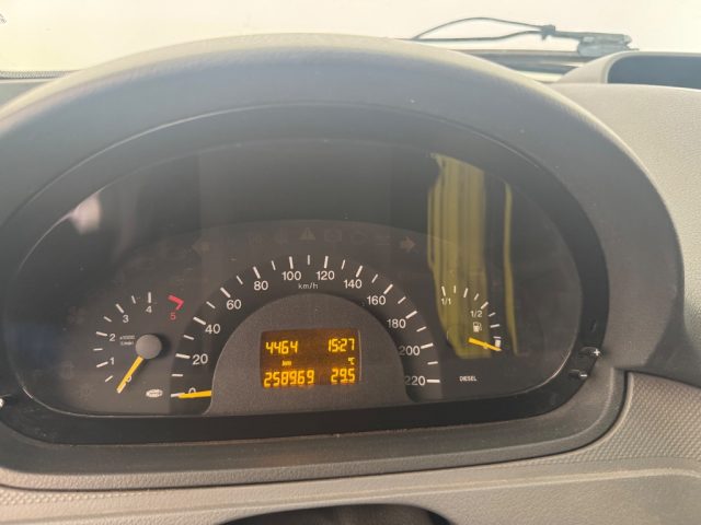 MERCEDES-BENZ Vito usata 17