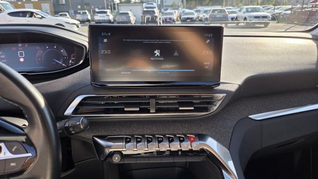 PEUGEOT 3008 usata, con Controllo elettronico della corsia